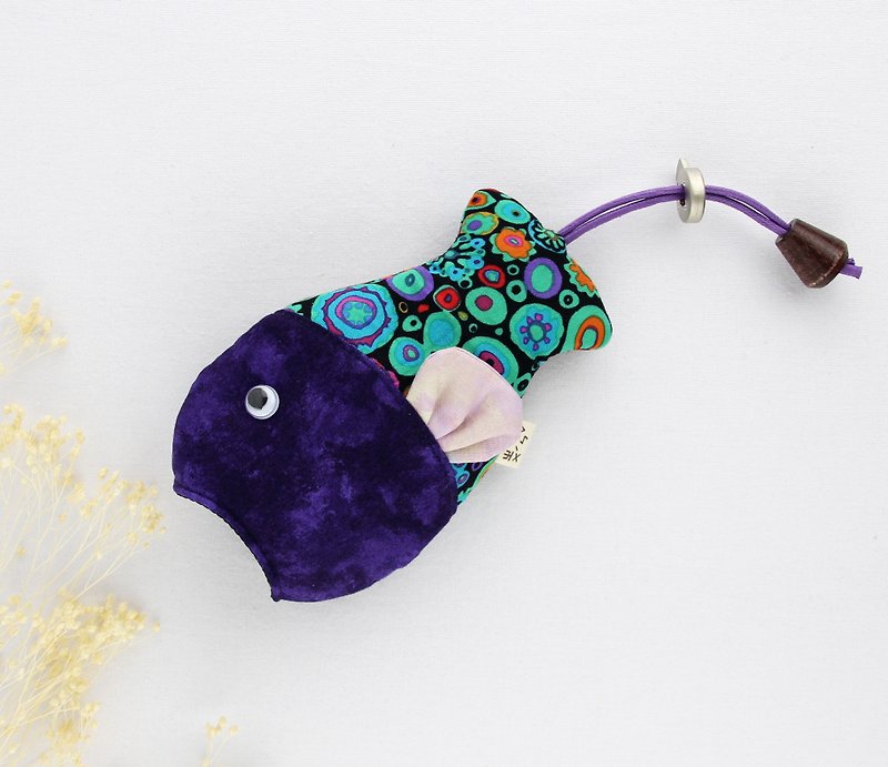 魚形鑰匙包 手工縫製 紫圈細胞 竹本包 - 鑰匙圈/鑰匙包 - 棉．麻 紫色