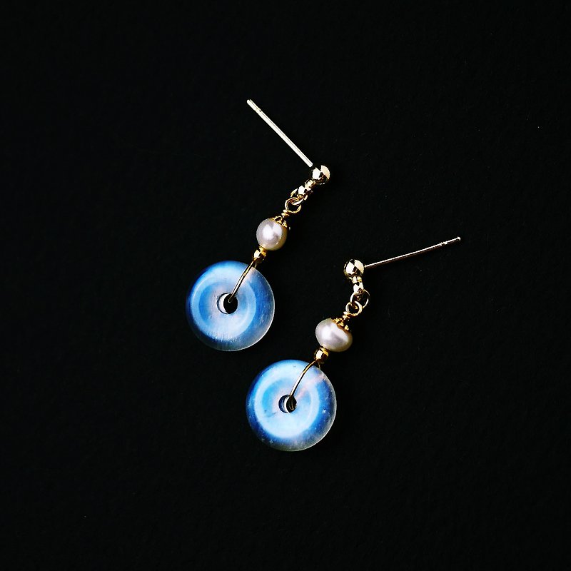 Blue halo moonlight peace buckle earrings 14K peace peace - ต่างหู - เครื่องเพชรพลอย สีน้ำเงิน