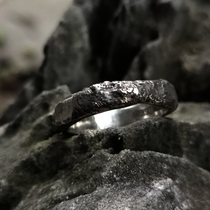 岩石紋路銀戒指 - 戒指 - 銀 黑色