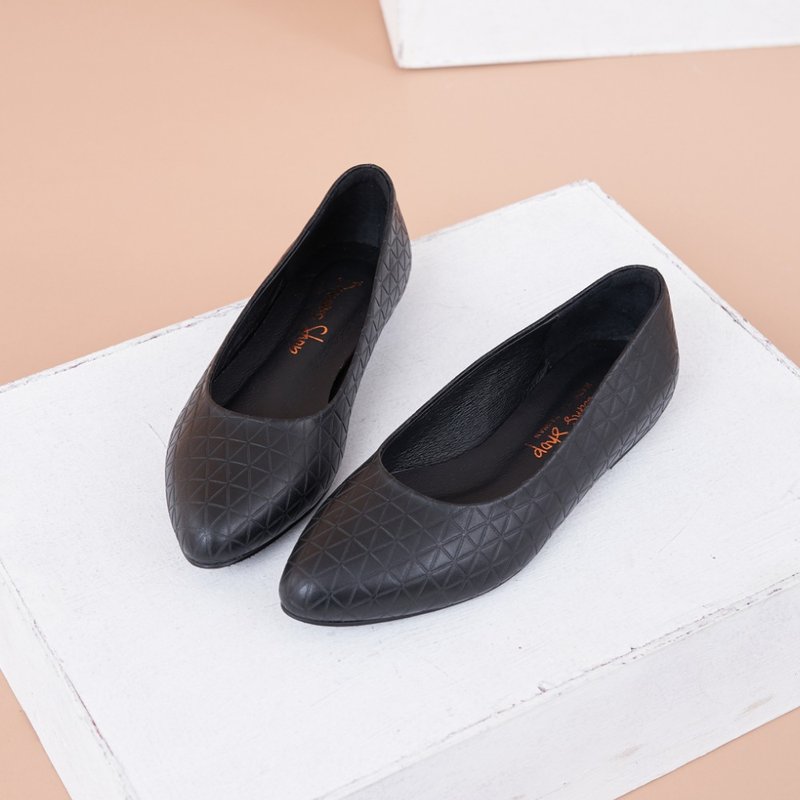 Fashion Rhombus Pointed Toe Flat Shoes Rhombus Black - รองเท้าบัลเลต์ - หนังแท้ สีดำ