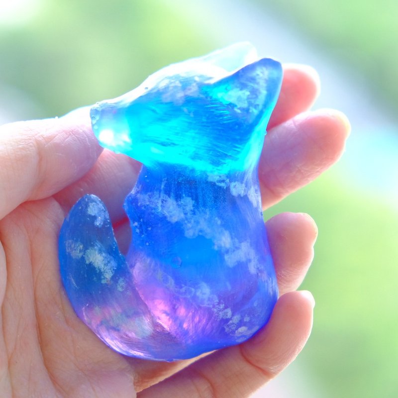 【焼け雲】Iridescent Clouds  - Fox Hand Sculpture by ETPLANT - 擺飾/家飾品 - 樹脂 藍色