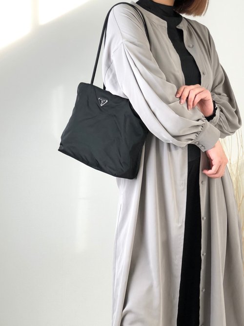 日本直送 名牌中古包 】PRADA プラダ トライアングルロゴ ハンドバッグ