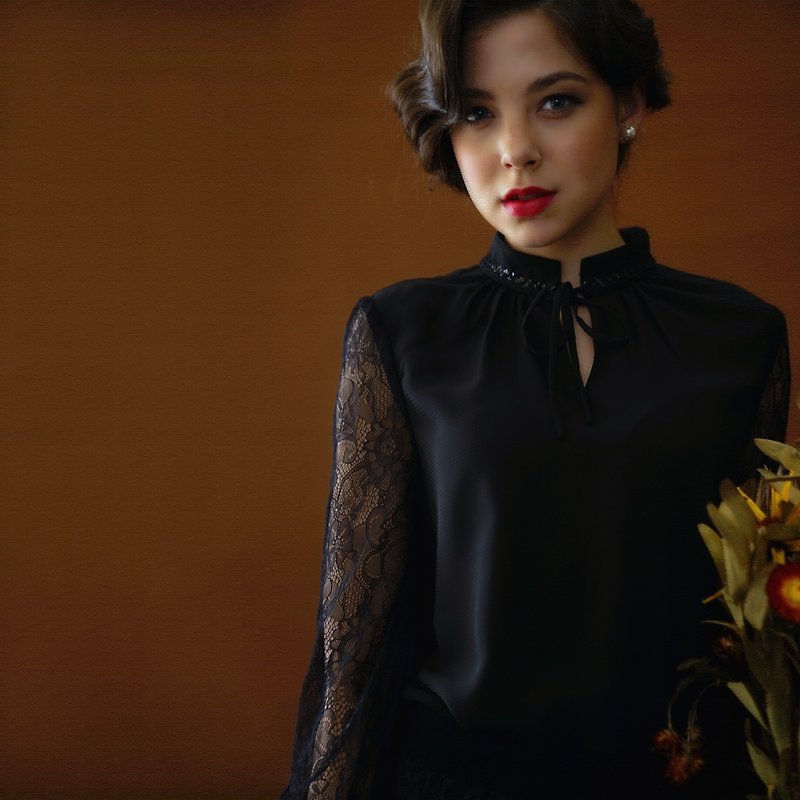 Long sleeve lace chiffon top - เสื้อผู้หญิง - เส้นใยสังเคราะห์ สีดำ