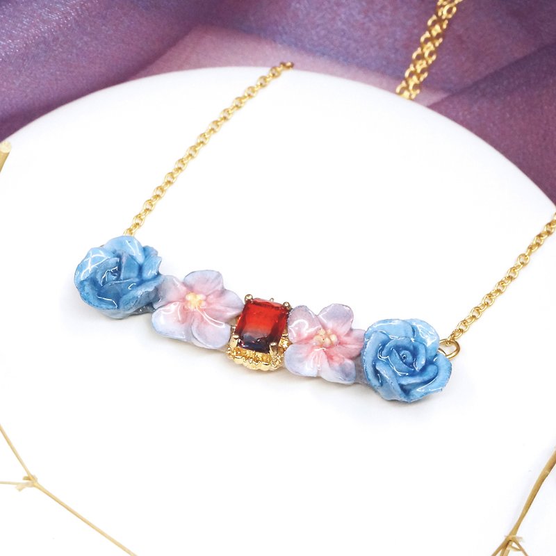 Ombre Rhinestone floral necklace =Flower Piping= Customizable - สร้อยคอ - ดินเหนียว สีแดง
