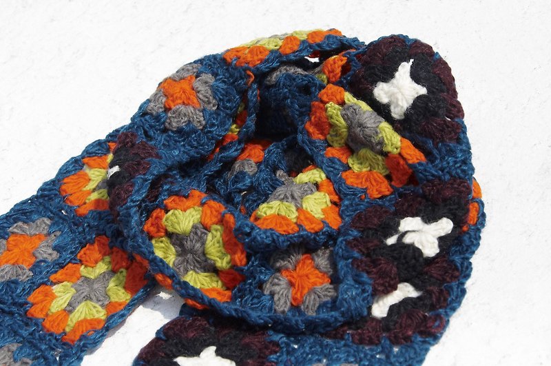 Gift exchange limited one hand crocheted wool scarf / flower crocheted silk scarf / crocheted scarf / hand woven silk scarf / flower woven stitching wool scarf-blue Nordic forest style flower scarf - ผ้าพันคอ - ขนแกะ สีน้ำเงิน