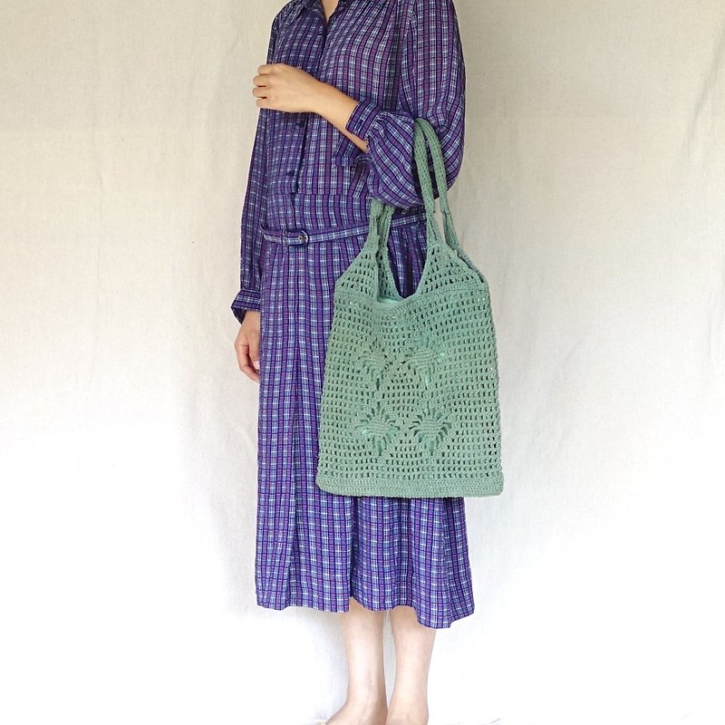 BajuTua /暖暖老物/ 綠色菱形編織手提袋 - 手提包/手提袋 - 棉．麻 綠色