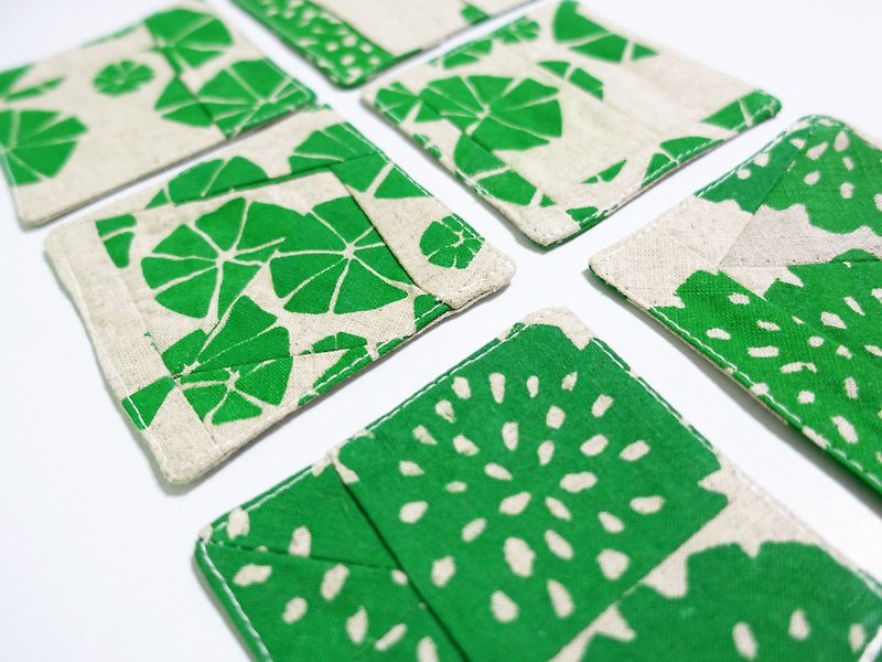 Hand-printed pick-up pad 3 in - ที่รองแก้ว - ผ้าฝ้าย/ผ้าลินิน สีเขียว
