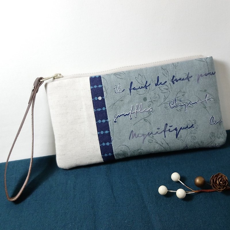 [FM / mobile phone bag / passport cover (with neck rope)] LovelyLecre. Flowers Tibetan England. Purple blue - Phone Cases - Cotton & Hemp Blue