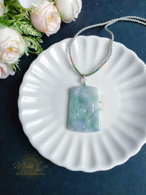 中国古美術 ミャンマー 紫羅蘭 豆緑 翡翠 花瓶ペンダント 手工細彫 装身具 中国古美術 ミャンマー 紫羅蘭 豆緑 翡翠 花瓶ペンダント 手工細