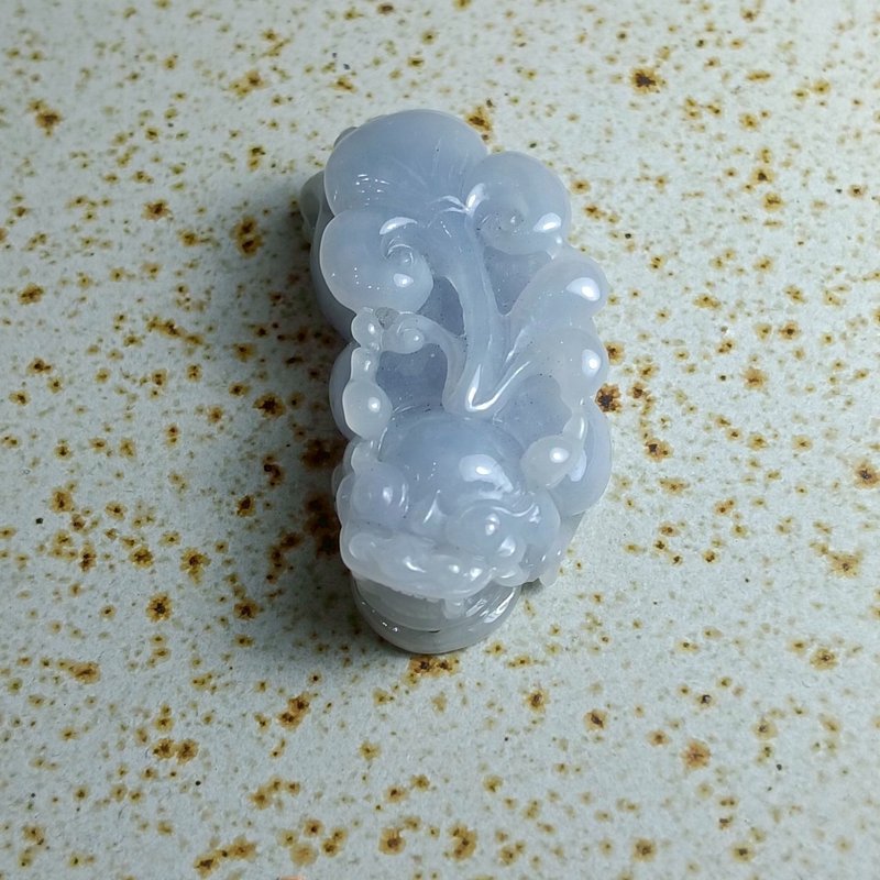 J0118天然翡翠A貨 . 冰糯冰藍紫如意貔貅.順利招財.掛飾. - 擺飾/家飾品 - 玉石 
