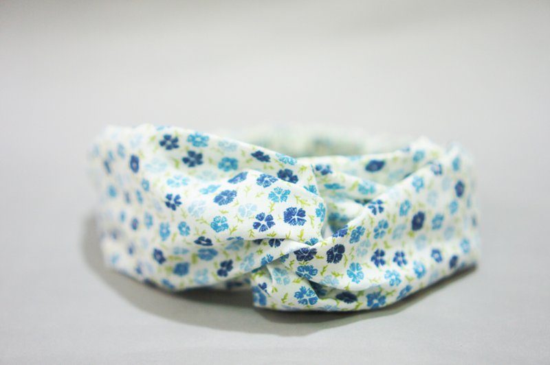 Blue flower / handmade elastic headband - Hair Accessories - Cotton & Hemp Blue