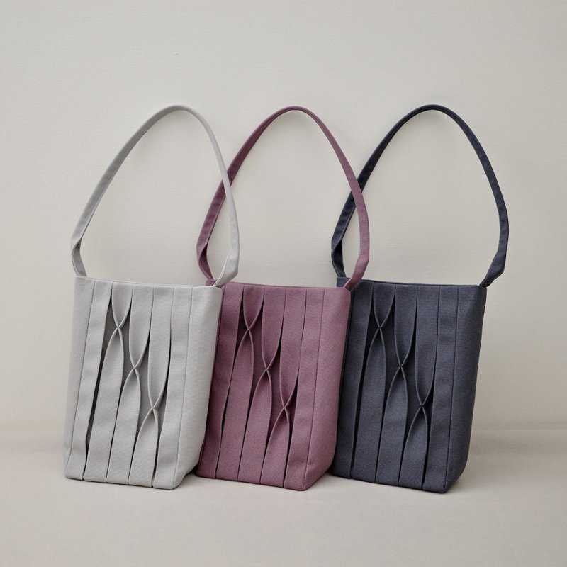 Three-dimensional pleated small tote bag/canvas bag/portable side back/new three colors - กระเป๋าถือ - ผ้าฝ้าย/ผ้าลินิน สีเทา