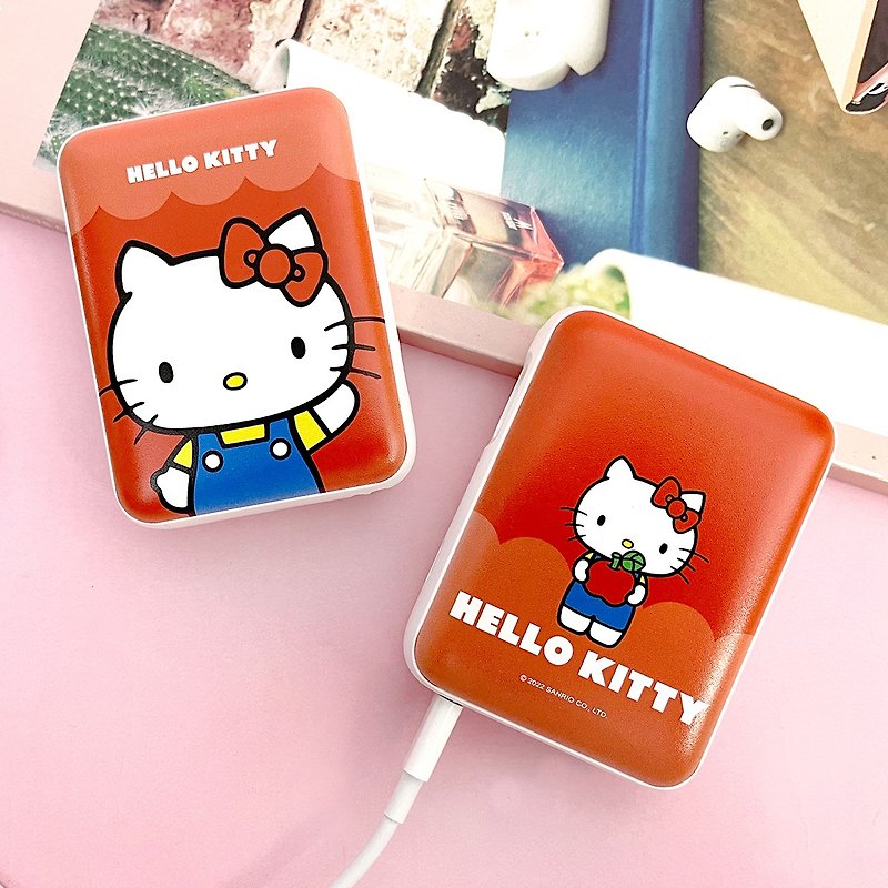 【Hong Man】Sanrio Series Pocket Power Bank Big Head Hello Kitty - Chargers & Cables - Plastic Red