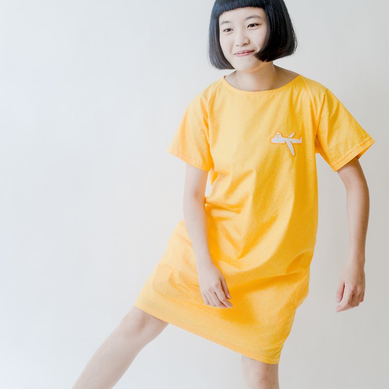 [Seasonal Sale] Pockets are too low and flawed version-the scenery on the plane-yellow background with light yellow dots - One Piece Dresses - Cotton & Hemp Yellow