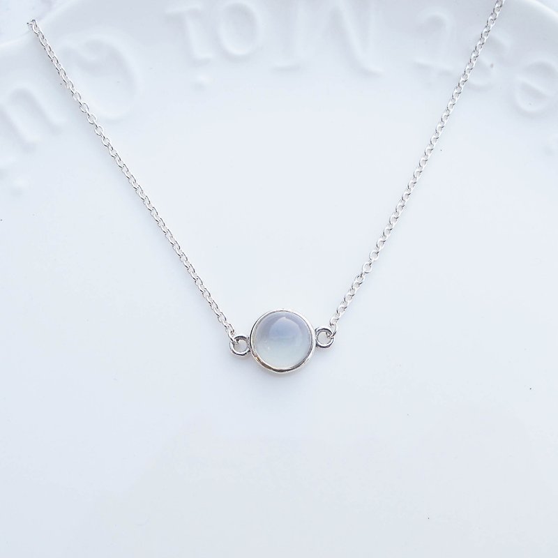 ▹ ▹ ◃ ◃ ◃ ◃ ◃ 【Handmade silver ornaments】 moonlight opal × sterling silver necklace - Collar Necklaces - Other Metals White