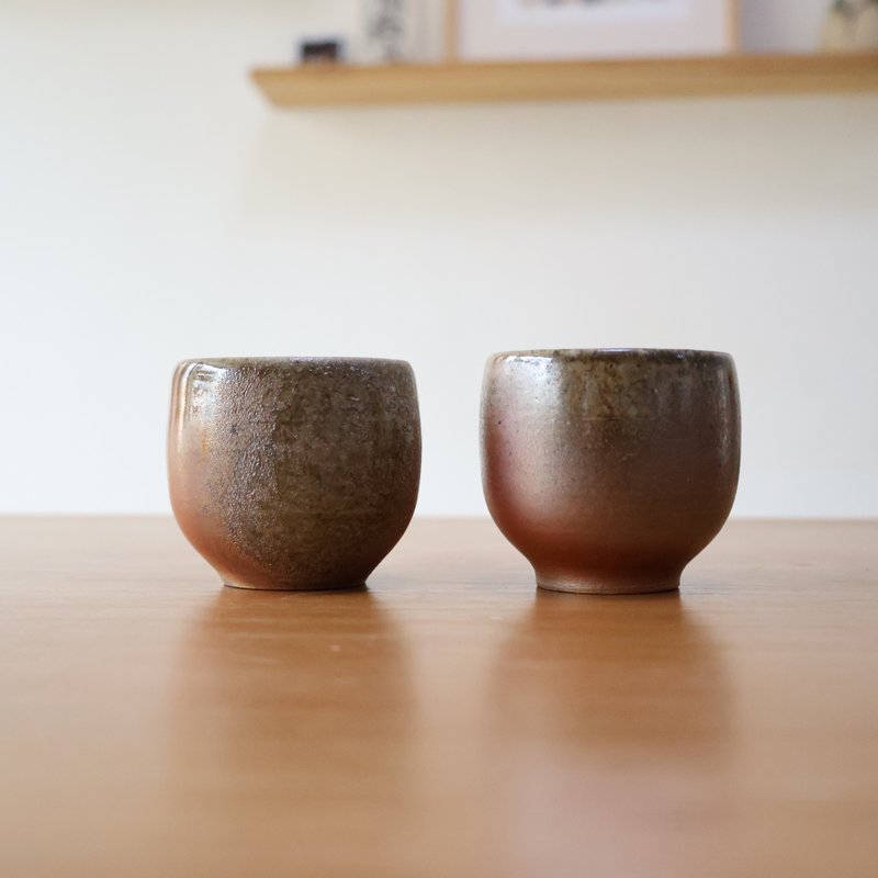柴燒陶手作 茶杯 - 茶壺/茶杯/茶具 - 陶 咖啡色