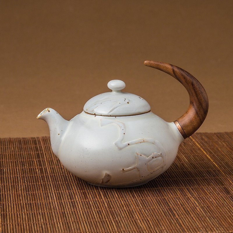 Tao Zuofang Fu Shikun Memorial Pot (single pot wooden box) - Teapots & Teacups - Other Materials 