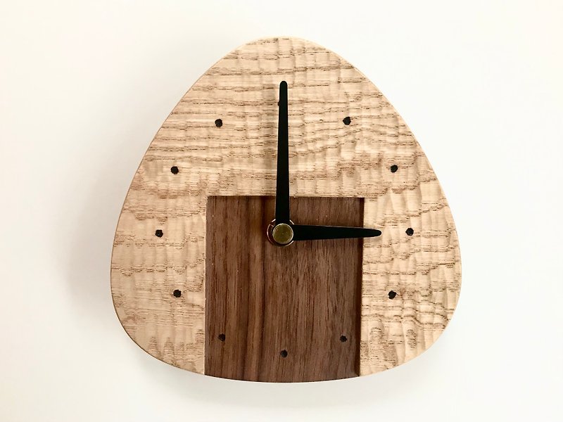 受注制作　おむすびの壁掛け時計　おにぎり - 時計 - 木製 ブラウン