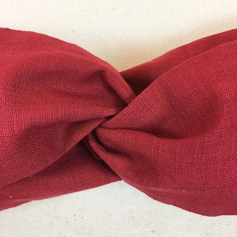 Mr.Tie exclusive design hand-stitched rose headband Rose Hairban 001 - เครื่องประดับผม - ผ้าฝ้าย/ผ้าลินิน สีแดง