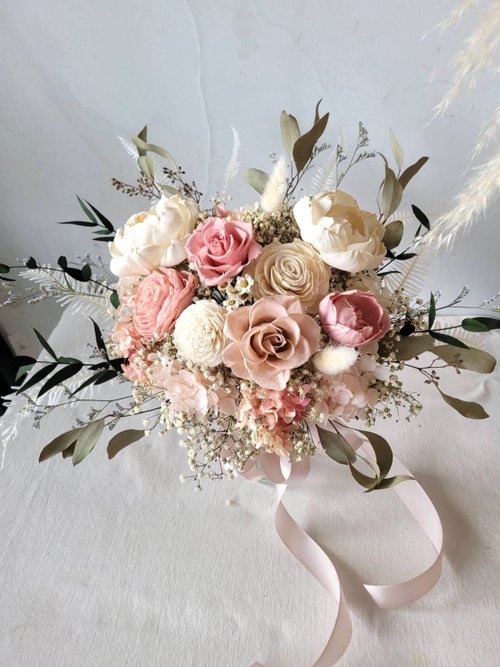 Haizang Design│Eternal Love. Pink flower bouquet / immortal flower - Shop  piratedesign Dried Flowers & Bouquets - Pinkoi