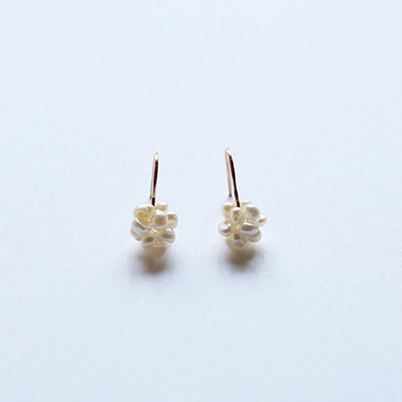 [14KGF] Freshwater pearl belly earrings - ต่างหู - ไข่มุก ขาว