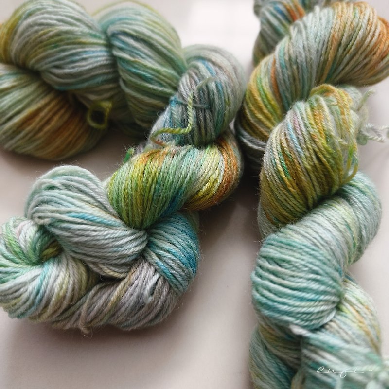 lufi hand-dyed merino wool sock thread 50g Cuifengge - เย็บปัก/ถักทอ/ใยขนแกะ - ขนแกะ 