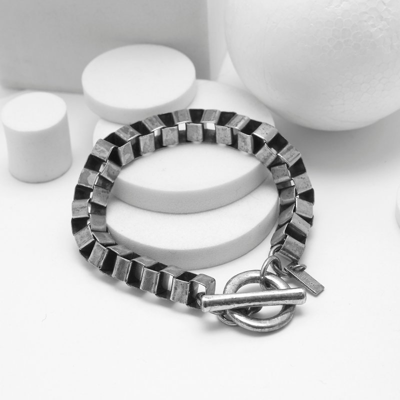 Recovery Square Chain Bracelet (Ancient Silver) - สร้อยข้อมือ - โลหะ สีเงิน