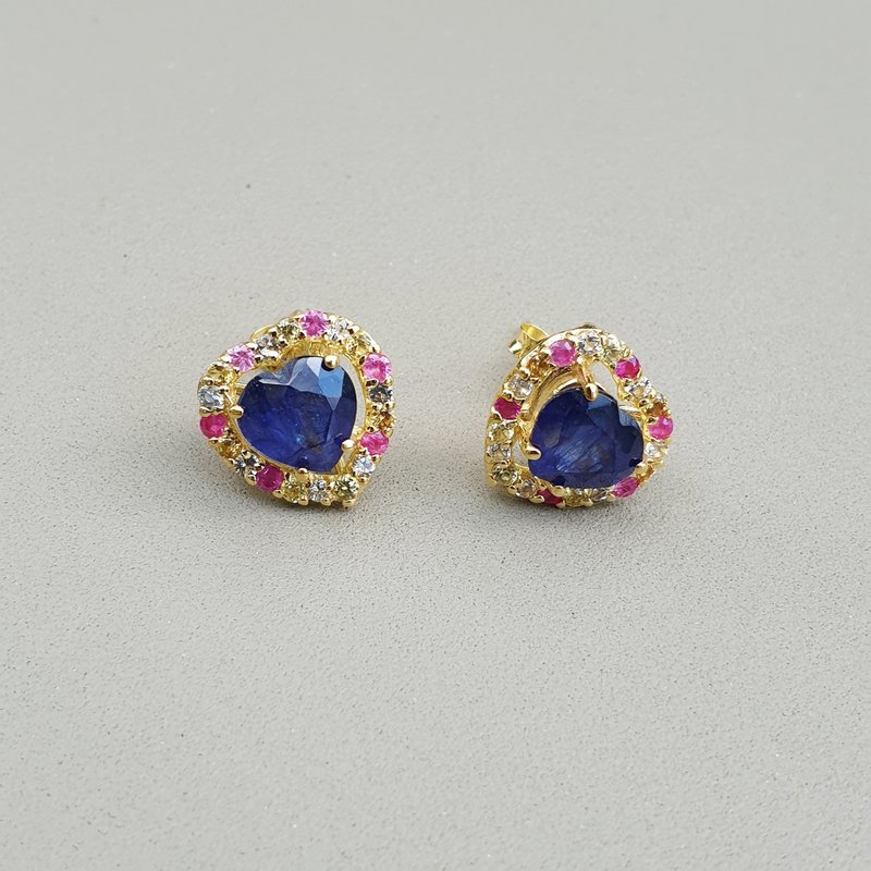 Blue sapphire stud earring  natural gemstone made with 925 silver earrings - 耳環/耳夾 - 寶石 藍色