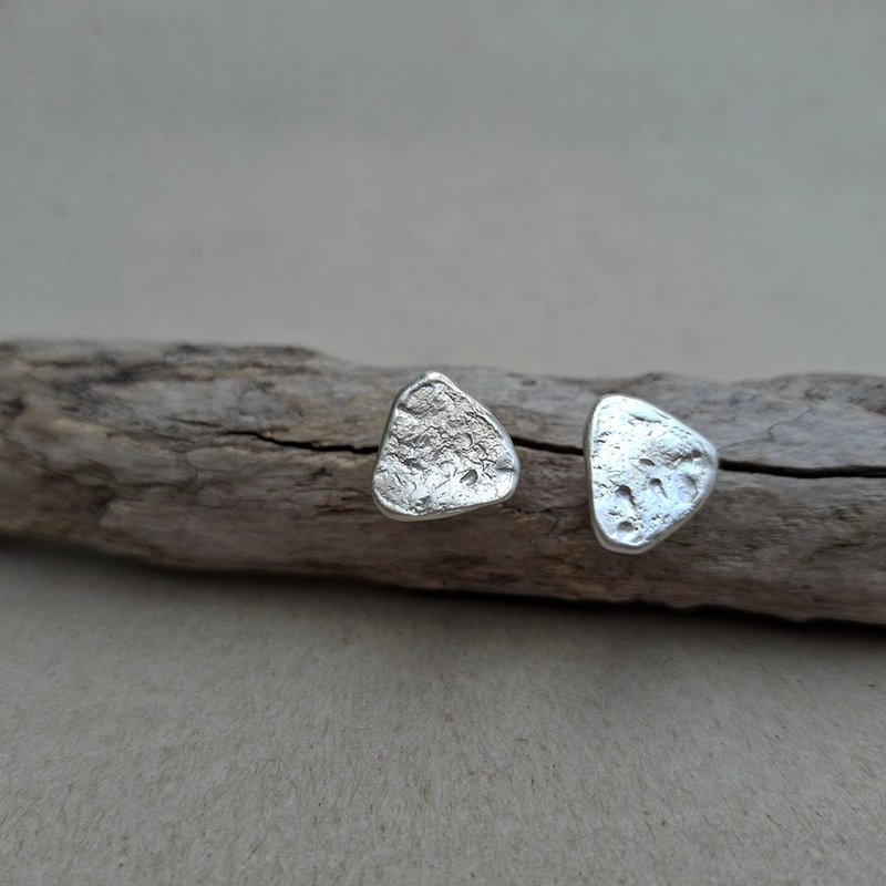 Rock Silver Earrings - Triangle - ต่างหู - เงิน สีเงิน