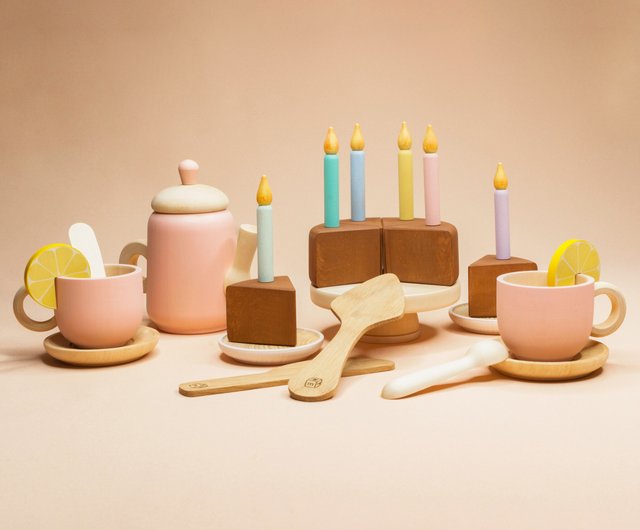 wooden tea cake set