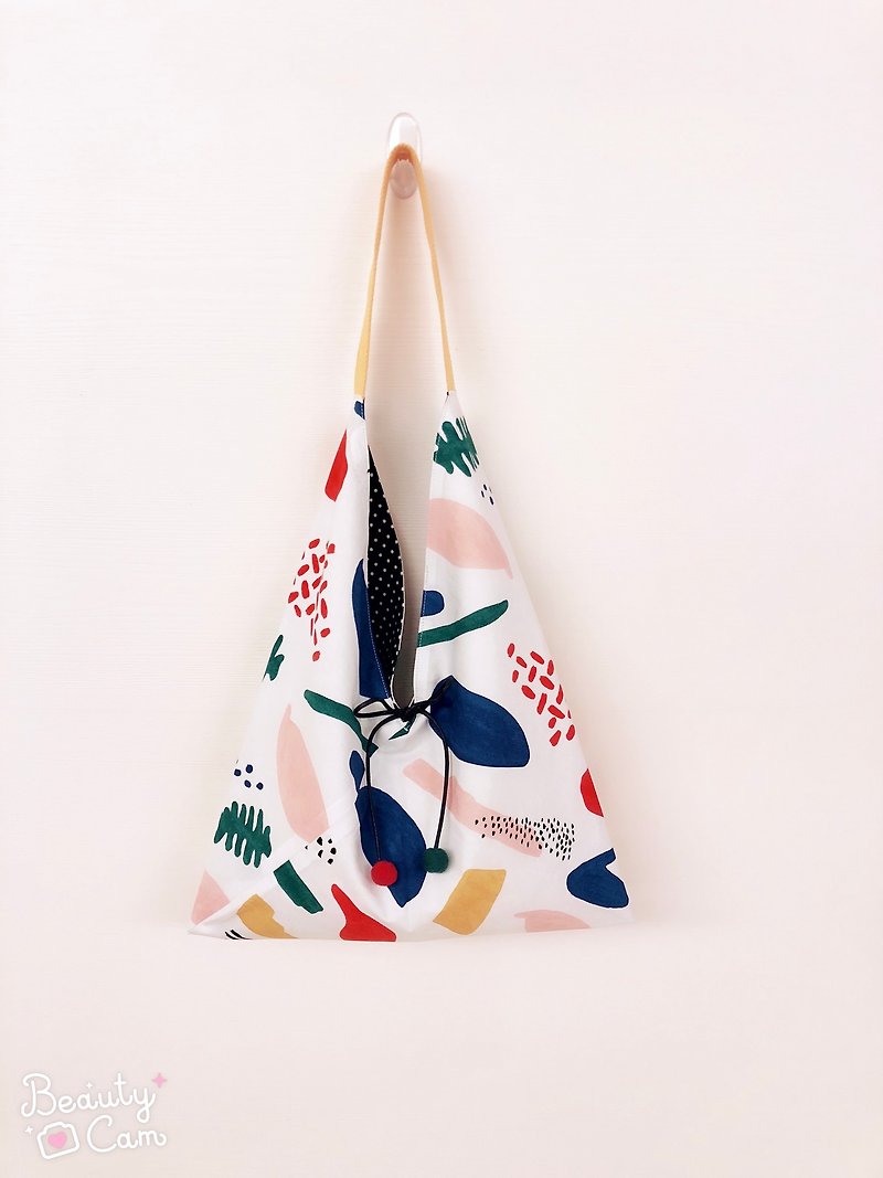 Triangle shoulder bag / large size / color graphics - Messenger Bags & Sling Bags - Cotton & Hemp Multicolor