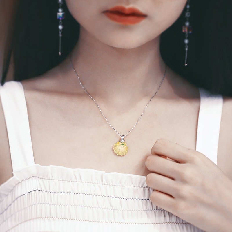 【瑤貝】純銀抗過敏貝殼水晶項鍊 女友禮物 百搭鎖骨鍊 情人禮物 - 項鍊 - 水晶 白色