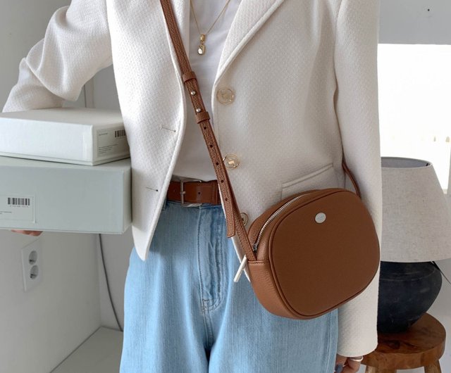 ● THE ALLY ● 韓国大人気！ 天然皮革 CINDY BAG 楽天市場】【正規品】 THE ALLY ショルダーバッグ CINDY BAG