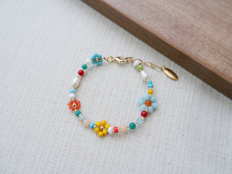Round stone and Bead Bracelet - 手鍊/手環 - 石頭 多色
