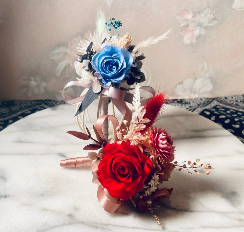 No flower wedding corsage - เข็มกลัด/ข้อมือดอกไม้ - วัสดุอื่นๆ สีแดง