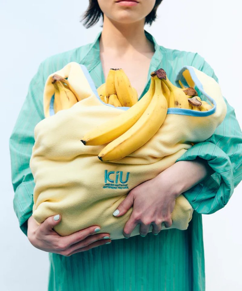 【熱門預購】KiU 羊絨隨身手提袋 (三色) K489 - 手提包/手提袋 - 羊毛 