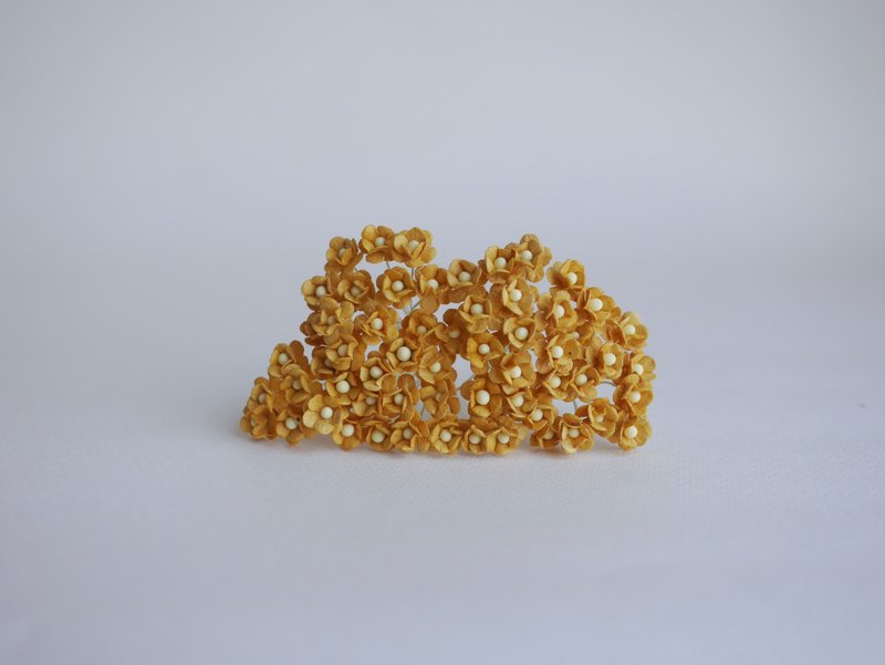 paper flower, supplies, 100 pcs. Canadian anemone, size 0.8 cm., khaki color - 其他 - 紙 卡其色