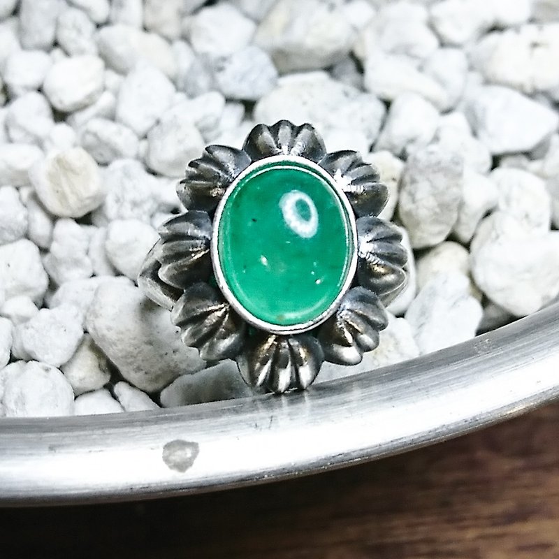 復古歐洲風祖母綠銀戒 - 戒指 - 寶石 綠色