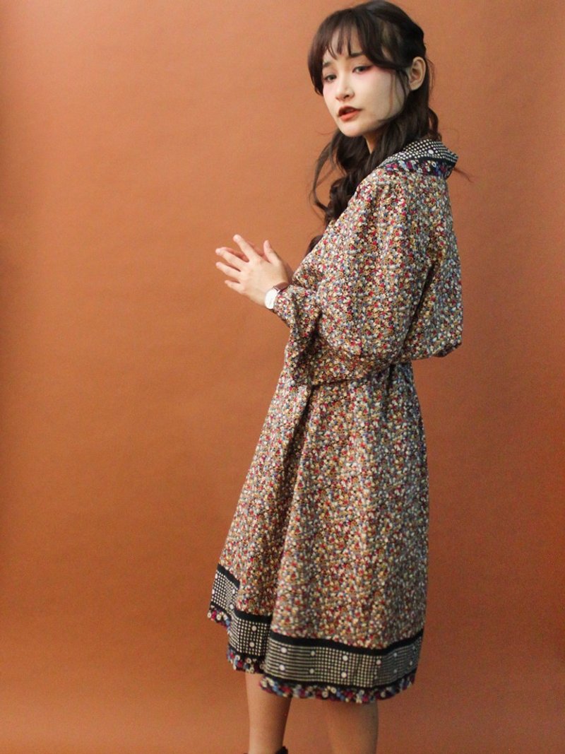 復古秋冬碎花點點拼接V領寬鬆長袖古著洋裝 Vintage Dress - 洋裝/連身裙 - 聚酯纖維 咖啡色
