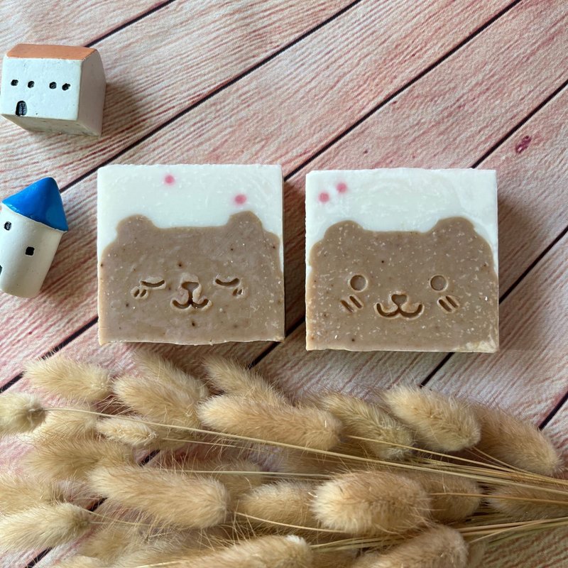 Raindrop Cocoa Soap - สบู่ - พืช/ดอกไม้ สีกากี