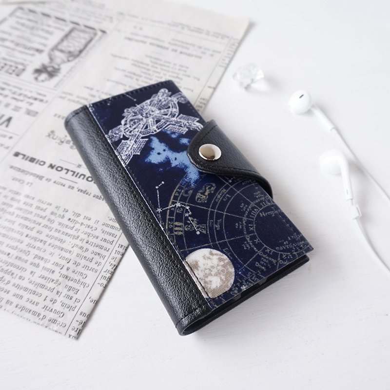 iPhone6plus/6ｓplus/7plus　手帳型スマホケース【宇宙と星座と衛星と月】 - スマホケース - 革 ブルー
