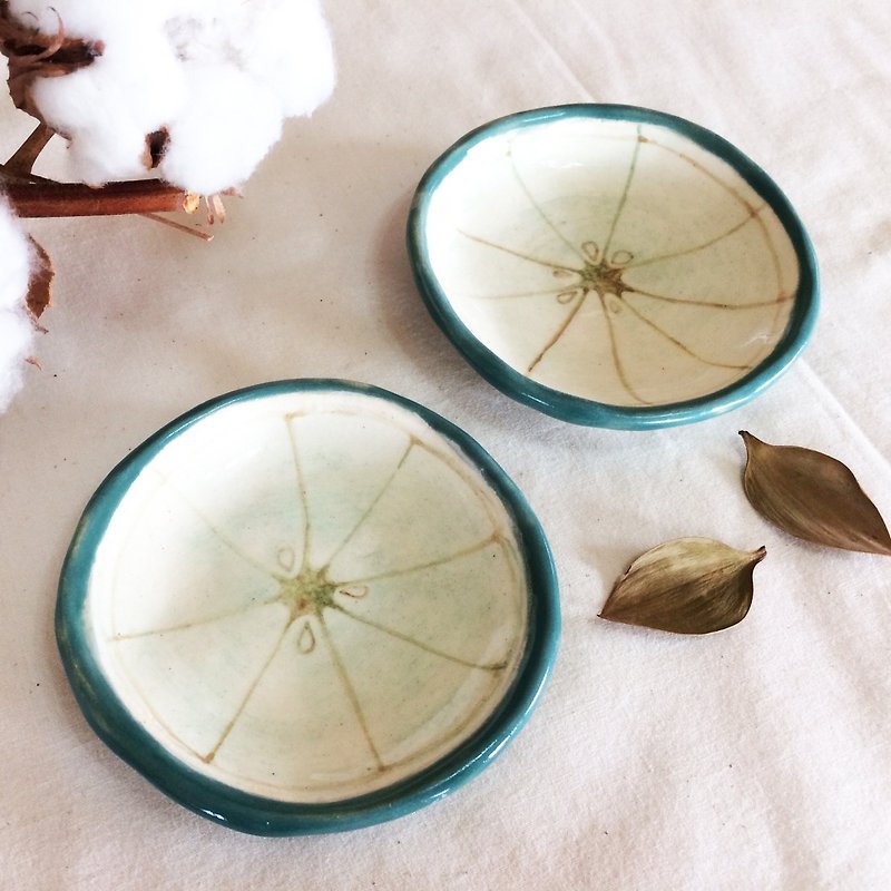 Lemon profile hand-painted dish - Small Plates & Saucers - Porcelain 