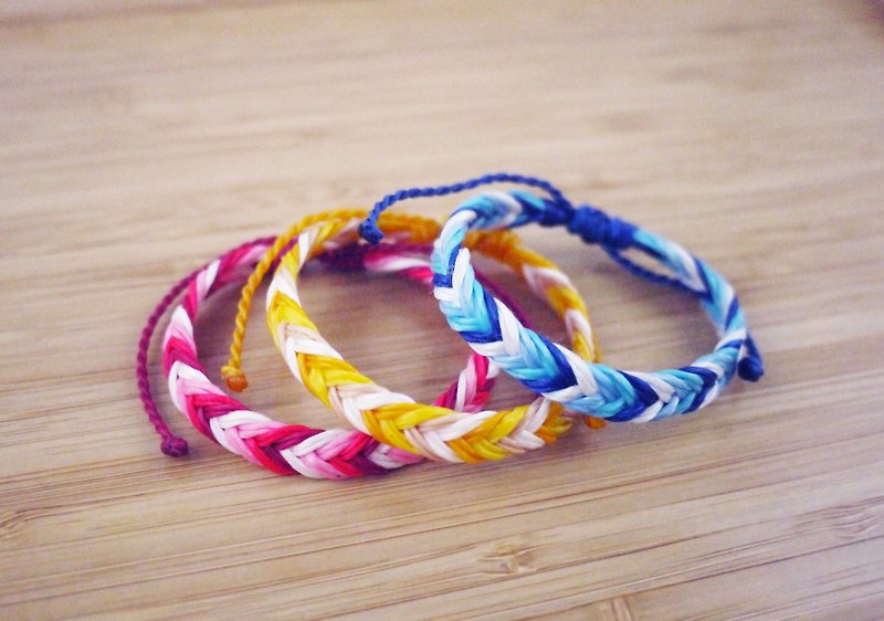 [Classic] Versatile silk Wax thread thick braided bracelet - สร้อยข้อมือ - วัสดุอื่นๆ หลากหลายสี
