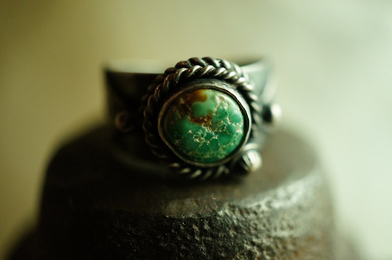 【janvierMade】American Turquoise Sterling Silver Ring / American Turquoise and 925 Sterling Silver - แหวนทั่วไป - เครื่องเพชรพลอย 