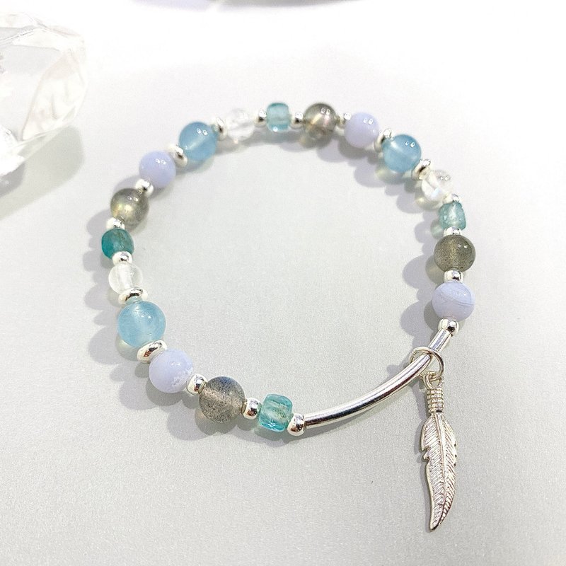 Ops Aquamarine Apatite Moonstones Labradorite Blue agate Silver bracelet - สร้อยข้อมือ - เครื่องเพชรพลอย สีน้ำเงิน