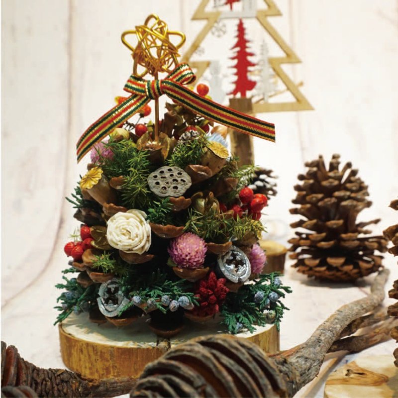 バニーポニーキャンドル・メリークリスマス-パインコーンクリスマスツリー/ドライフラワークリスマスカードコース[グループ1名] - 華道・生け花教室 - その他の素材 