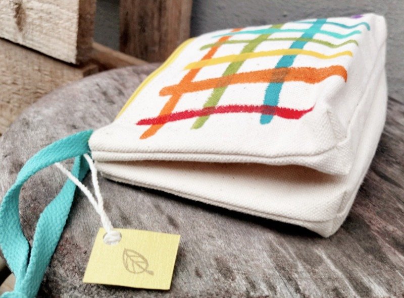 【Pure hand-painted】 three sandwich storage bag | cosmetic bag | hand bag | universal bag | canvas | little stripe lattice - กระเป๋าเครื่องสำอาง - วัสดุอื่นๆ หลากหลายสี