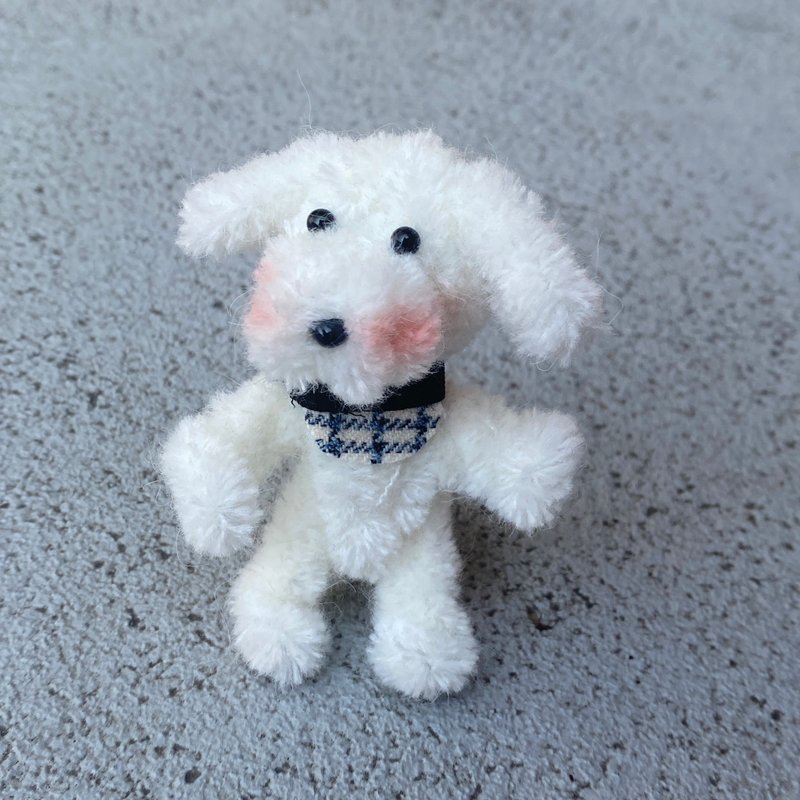 小白犬短尾巴 站著9cm-毛根扭扭棒手作/娃娃寵物玩偶公仔 - 擺飾/家飾品 - 其他材質 白色