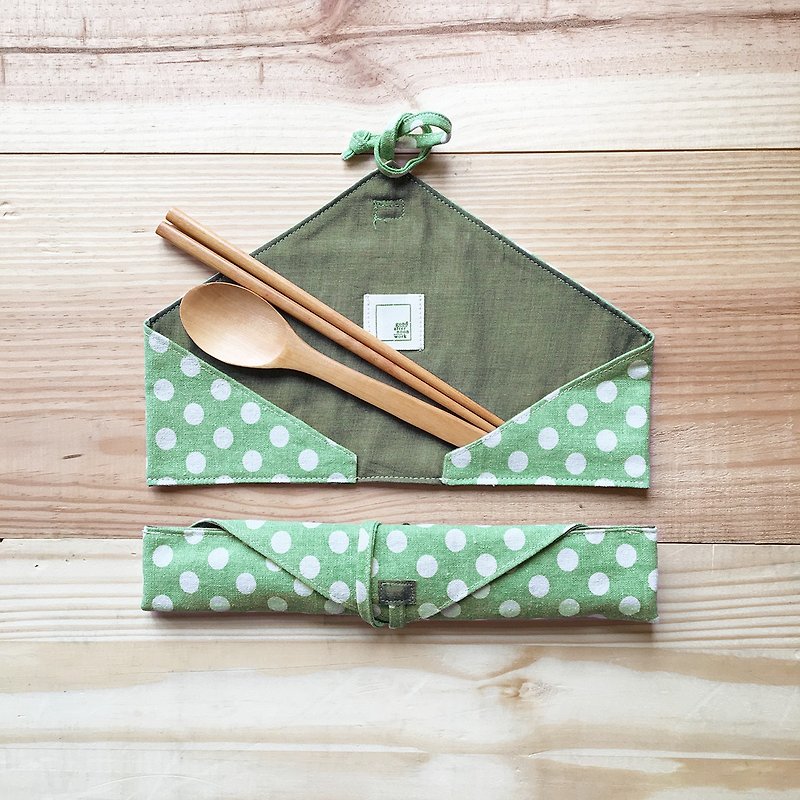 DailyPOUCH | included chopsticks & spoon | green & white dot + grey linen - ตะเกียบ - ผ้าฝ้าย/ผ้าลินิน สีเขียว