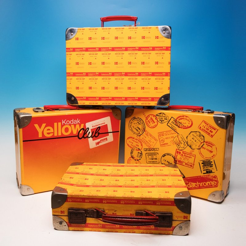 Sang Hui Company 1970 KODAK Kodak Ektachrome 64 iron and aluminum briefcase made in the United States - Briefcases & Doctor Bags - Other Metals Yellow